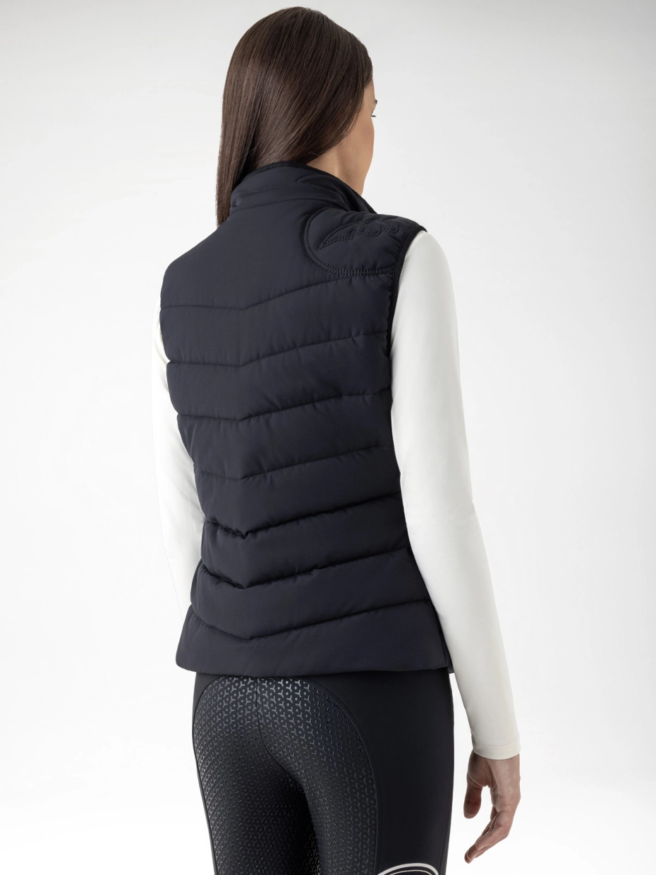 Equiline Women's Elysir Padded Gilet- BLACK - Image 3