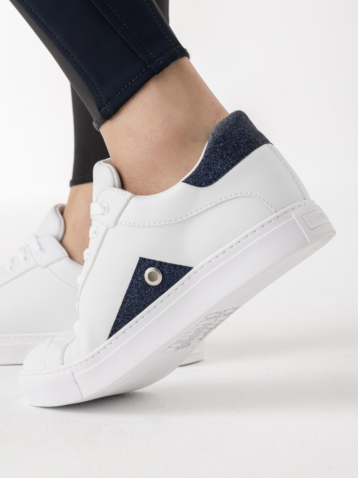 Equiline Women's Eqrudig Trainers in White/Blue
