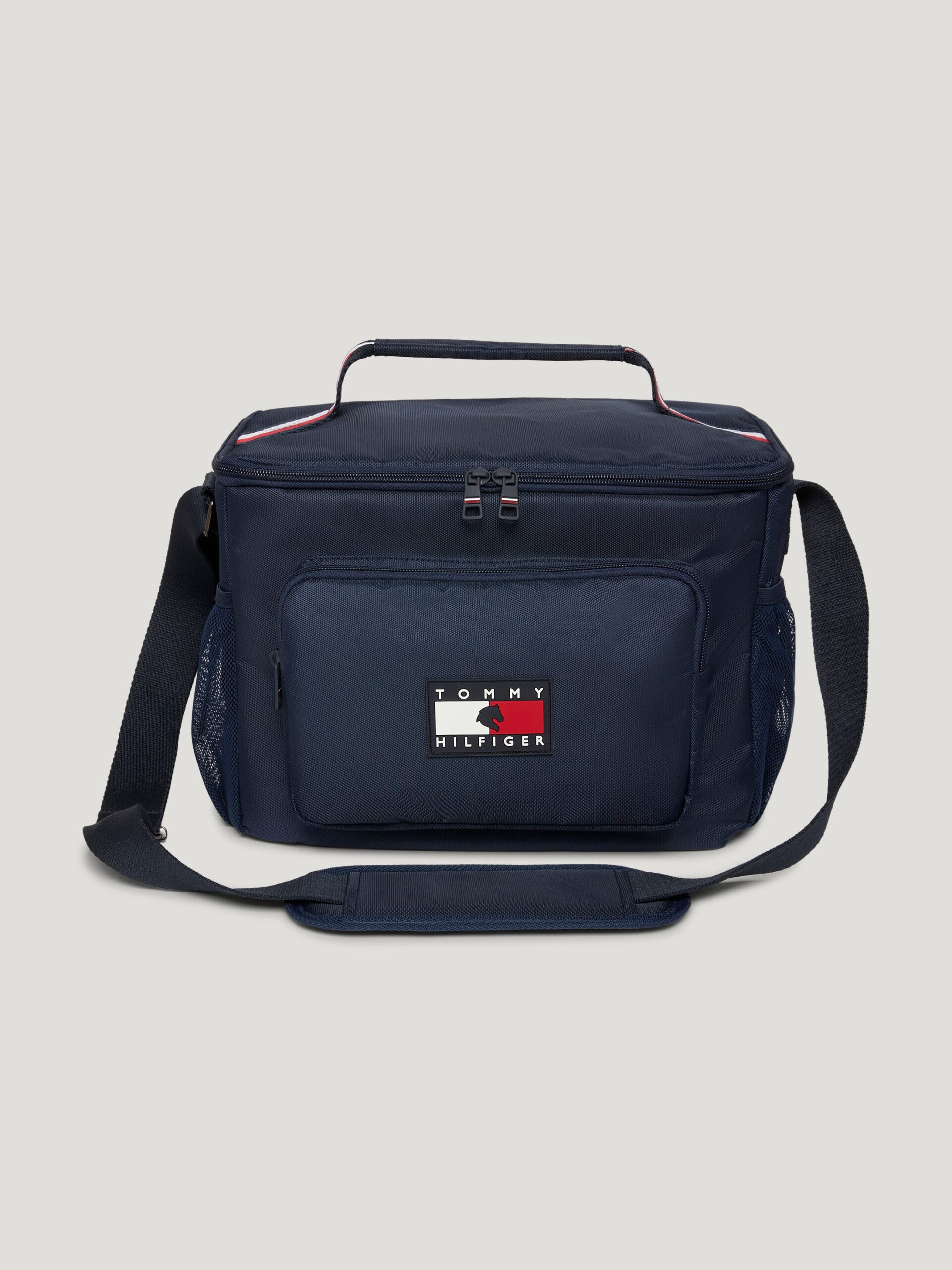 Tommy Hilfiger Equestrian Dixon Grooming Bag