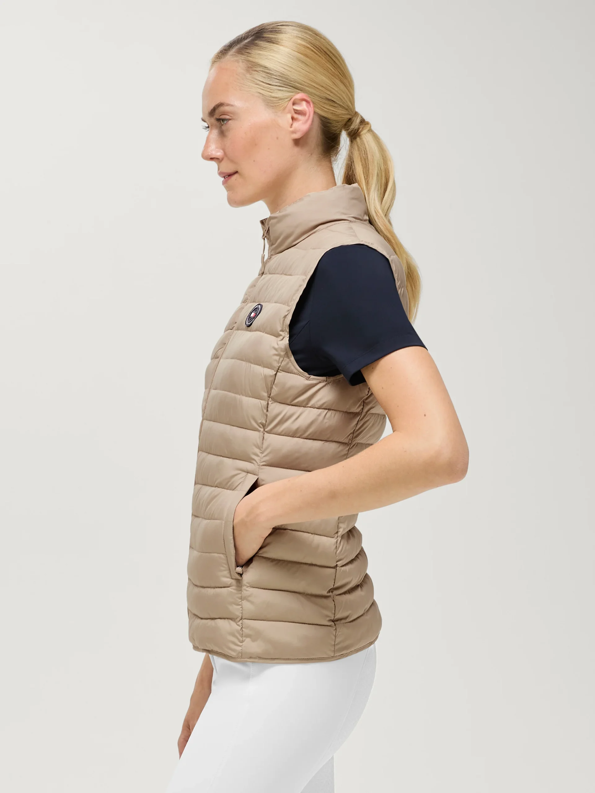 Tommy Hilfiger Equestrian Serano Gilet- BEIGE - Image 4
