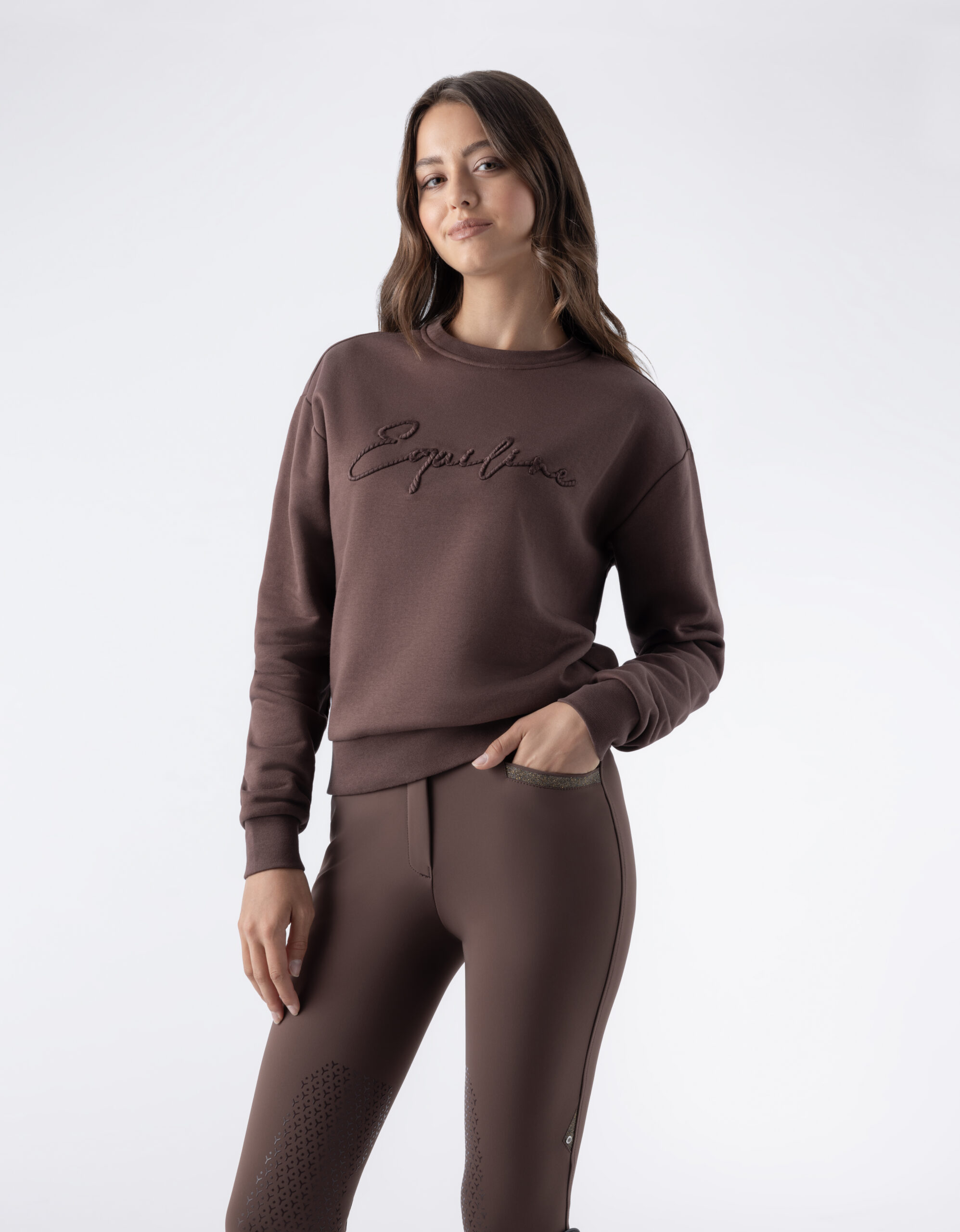 Equiline Women's Eqzzie Sweatshirt in Cocoa Powder