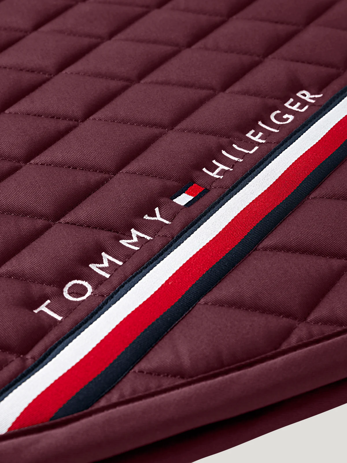 Tommy Hilfiger Equestrian Stanford Saddle Pad- BURGUNDY - Image 3